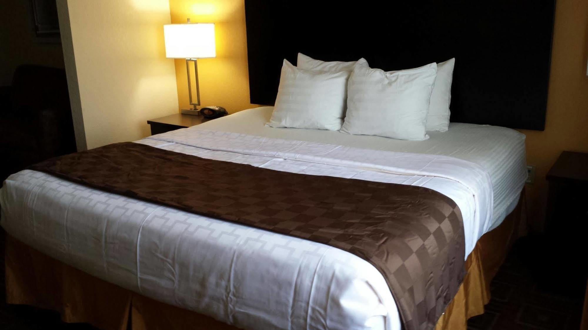 Paradise Inn & Suites Towanda Buitenkant foto