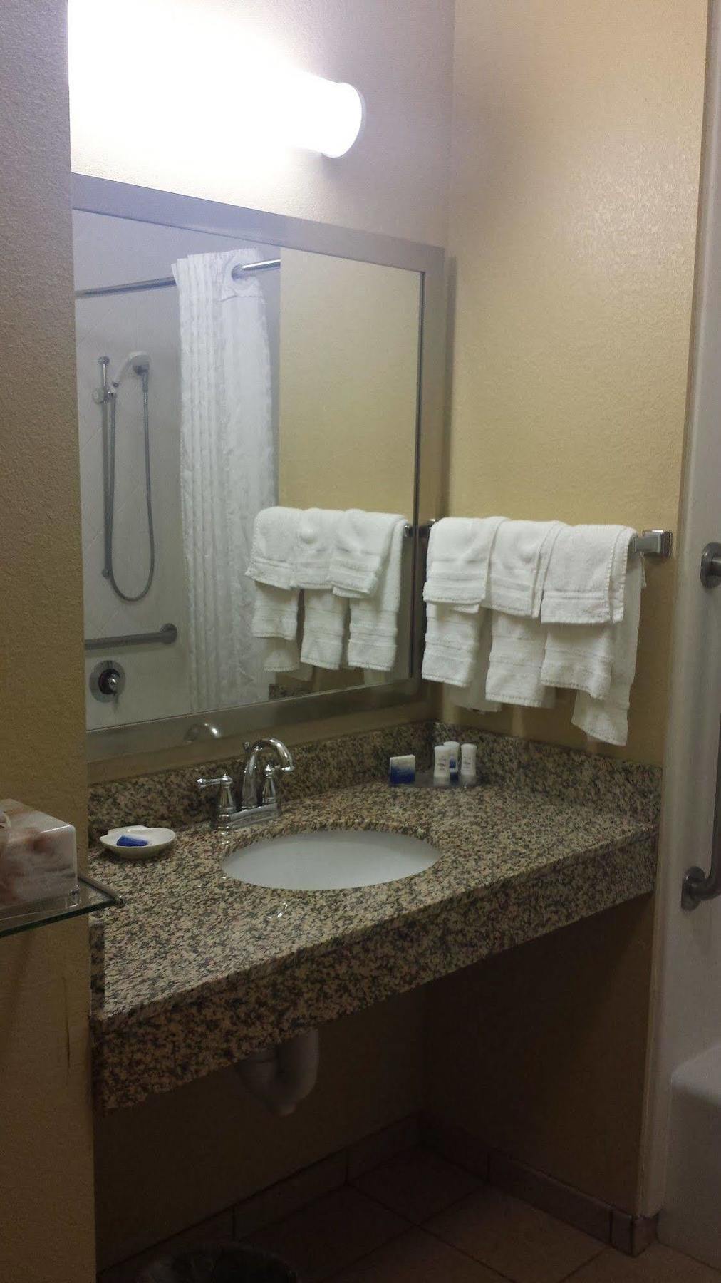 Paradise Inn & Suites Towanda Buitenkant foto
